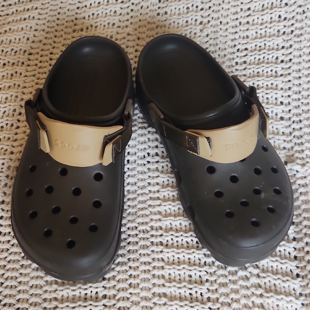 Brown Terrian Crocs M9, W 11